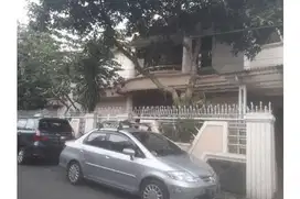 Jual Rumah Lux Sayap Srimahi Ramdan BKR Bandung. Lokasi tengah kota