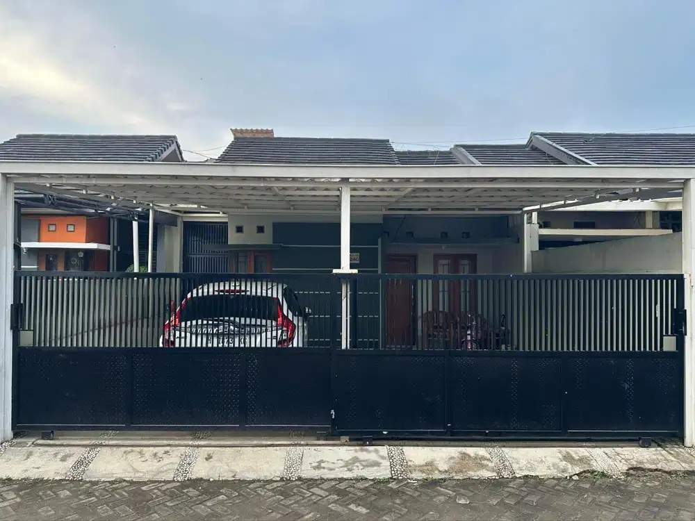 DIJUAL RUMAH MINIMALIS SIAP HUNI BANGUNAN TERAWAT PERUMAHAN SARIWANGI