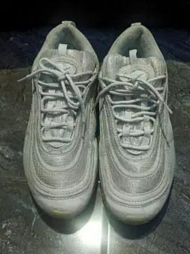 Sepatu Casual Running Nike Airmax 97 triple white sz 42