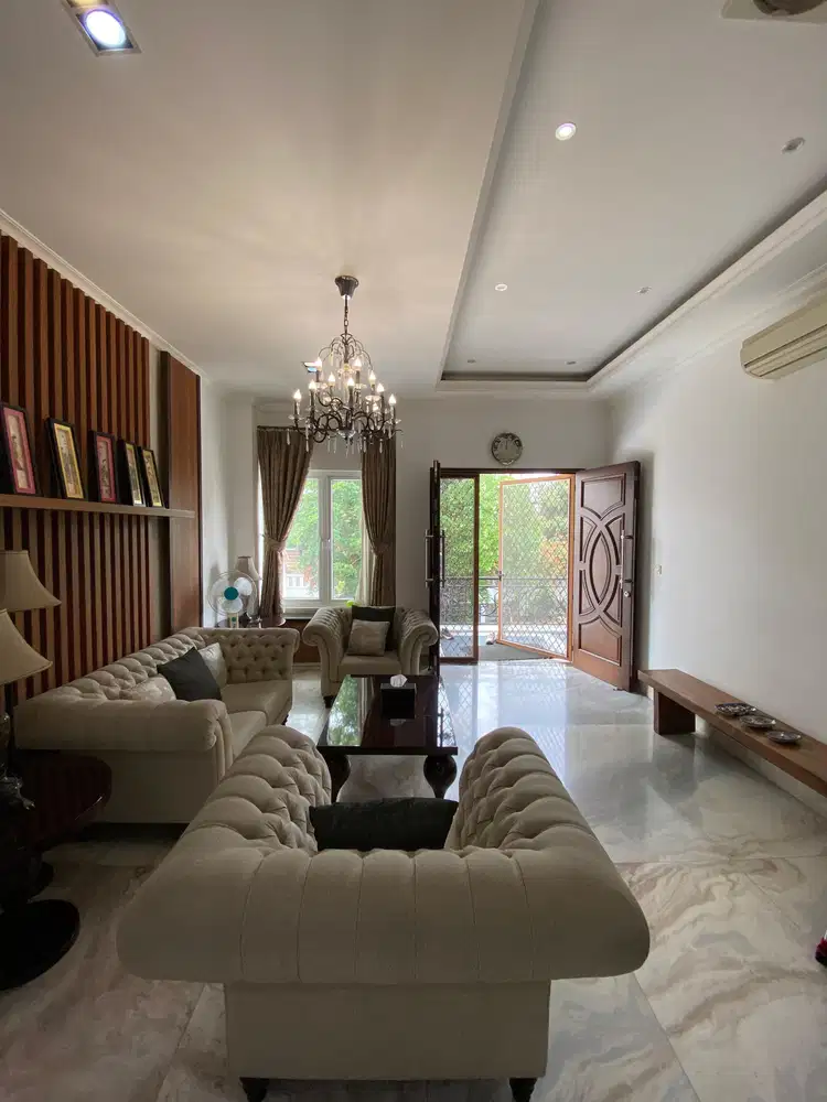 SALE!!! Rumah PIK 8x30