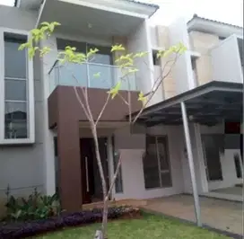 Dijual Rumah Siap Huni sudah Furnish & Renovasi di Golf Island Pik