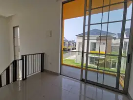 DIJUAL RUMAH PIK 2 UK 8x15 HOEK 2 LANTAI SIAP AJB TERMURAH JARANG ADA