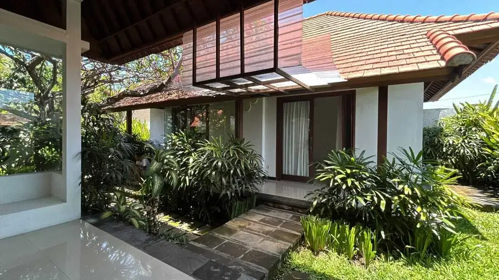 FOR SALE VILLA IN SANUR, BALI GREAT LOCATION in the Heart Of SANUR