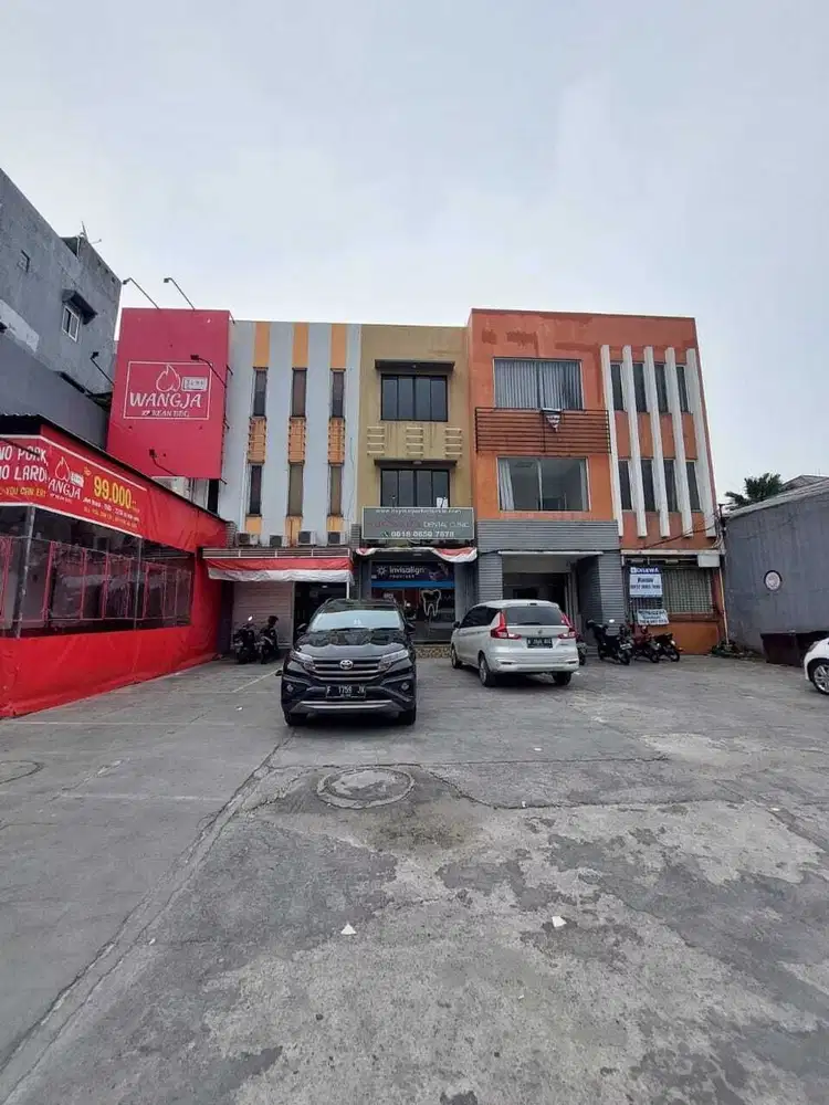 Ruko 3 Lantai hanya 50 meter ke MRT Cipete Raya (PASTI CUAN)