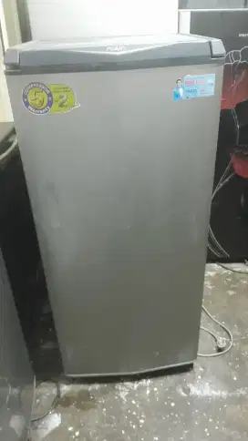 Kulkas aqua 1 pintu