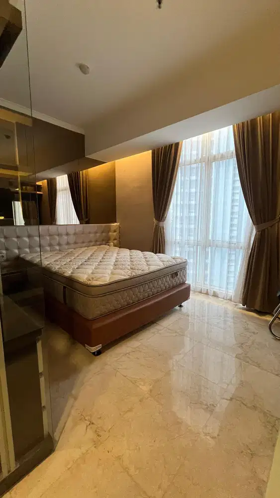 SEWA 3BR ROYAL MEDITERANIA GARDEN RESIDENCE DI TANJUNG DUREN FURNISH
