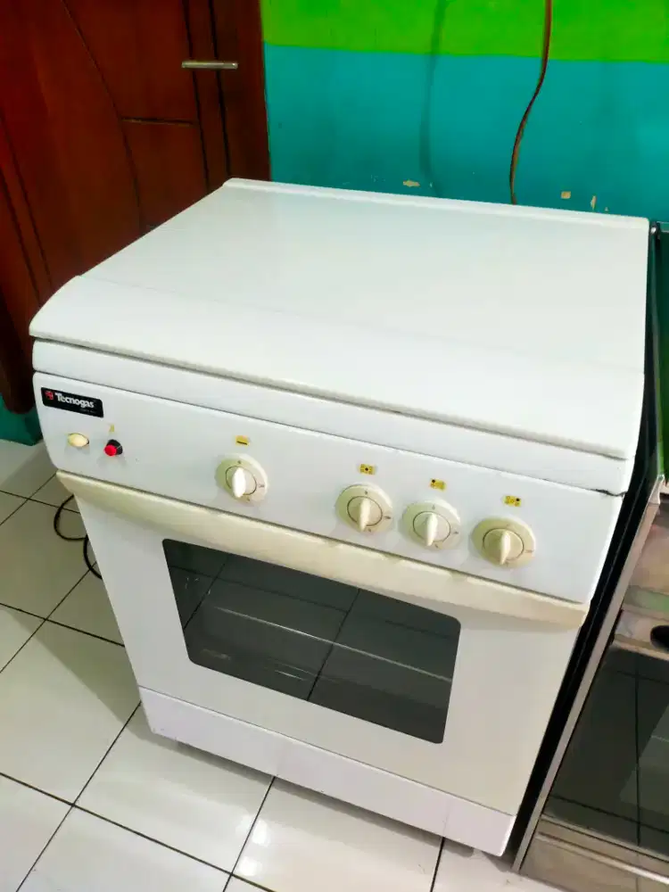 Kompor gas+oven siap Pakai dan Siap Kirim.