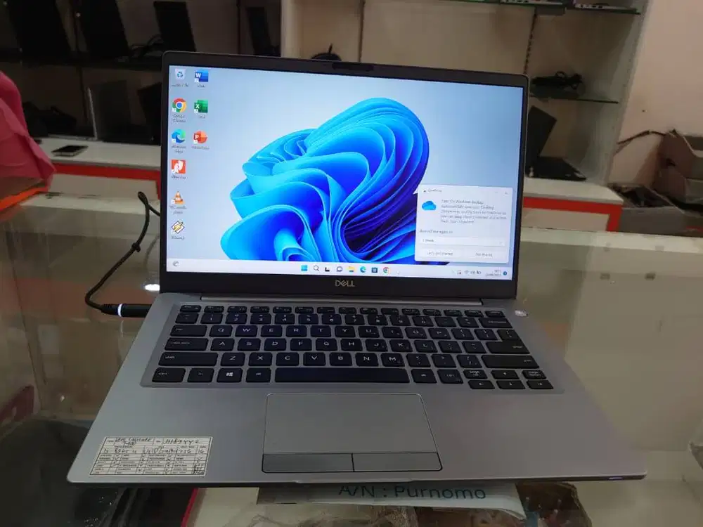 Dell Latitude 7400