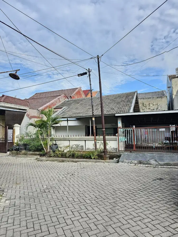 5,6 jt/meter‼️Dijual rmh lama hrg tanah pandugo dekat raya MERR