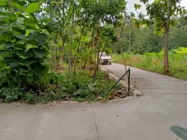 MURAH.TANAH PEKARANGAN HOOK BISA DIBELI SEPARUH . PENGASIH JK12630