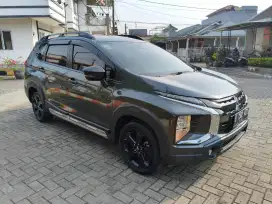 Xpander Croos premium Rockford BlackEditios