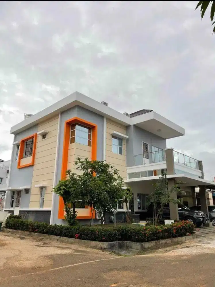Dijual Full Furnished Rumah 2LT Kezia Residence Hook Pinggir Baloi