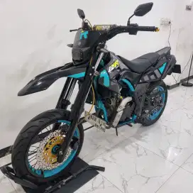 Yamaha WR 155 R Fi 2023 bln 6 B DKI DP 1 Jtan aja Supermoto WR155