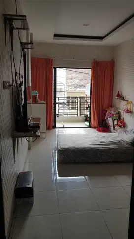 Dijual Rumah Siap Huni di Cengkir Barat, Kelapa Gading