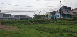 Tanah Siap Bangun Lokasi Pinggir Jalan masuk 2-3 Mobil