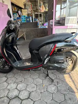 Honda Scoopy Sporty Tahun 2021 KM 4 RIBU ASLI