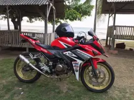 Dijual cepat CBR 150r 2017