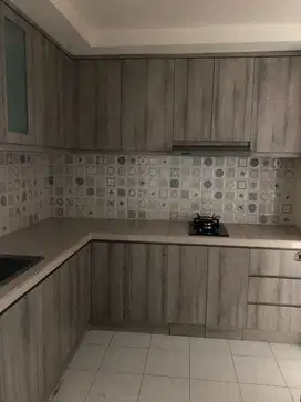 n988 Apartemen Sherwood Wellington lt tinggi 122 m2 3KT Kelapa Gading