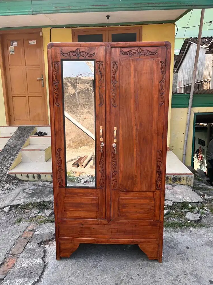 Lemari lawasan bahan jati Gratis ongkir