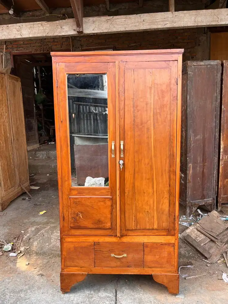 Lemari jati tua lawasan free ongkir