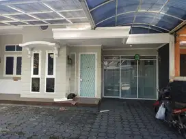Disewa Rumah Cantik Siap Huni di Tanjung Sari Antapani