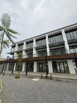 DISEWAKAN CEPAT RUKO HAMPTON 2 FACADE
