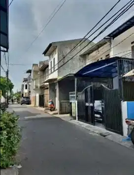 Dijual rumah minimalis di pemukiman di  Pondok Aren TangSel
