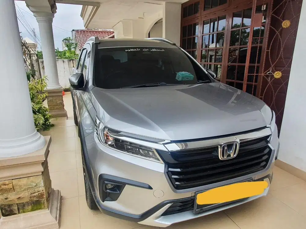 BR-V Prestige sensing