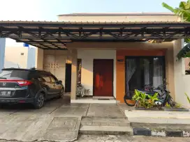 Dijual Rumah full furnished vila permata hijau