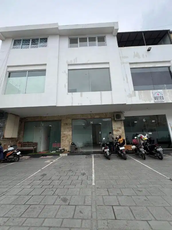 Disewakan ruko di Ampera jakarta selatan