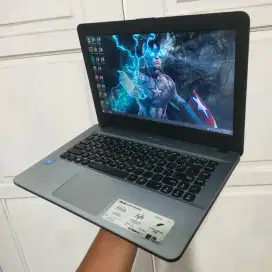 Asus Vivobook X441N Celeron N3350 Ram 4GB