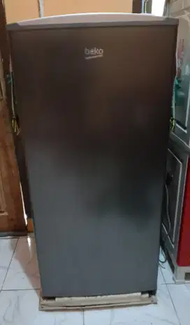 Kulkas beko 1 pintu