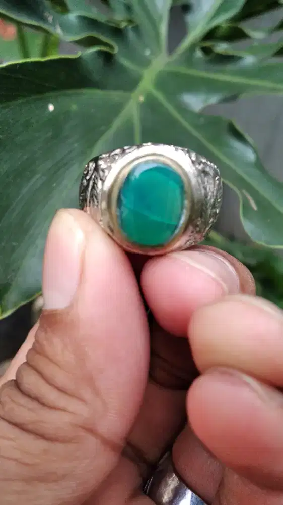Cincin batu Bacan doko minus