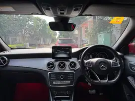 Mercedes-Benz GLA200 2017 Bensin