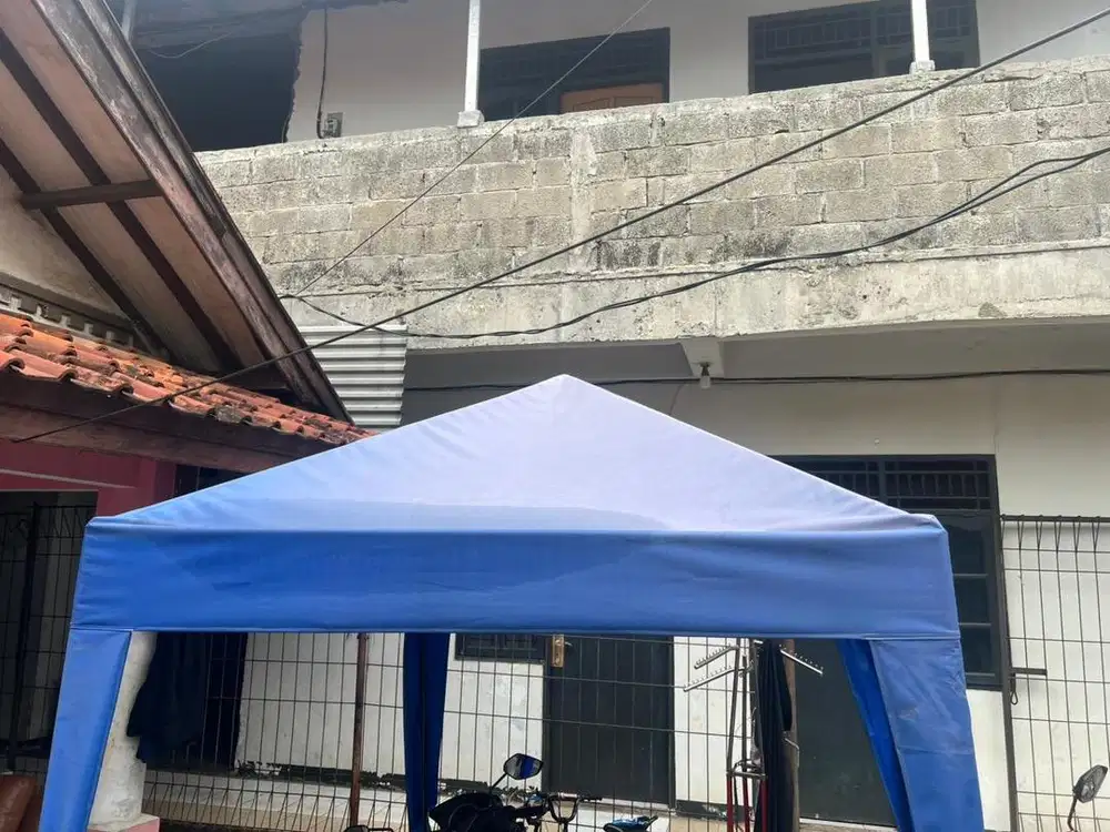 Tenda jualan siap pakai