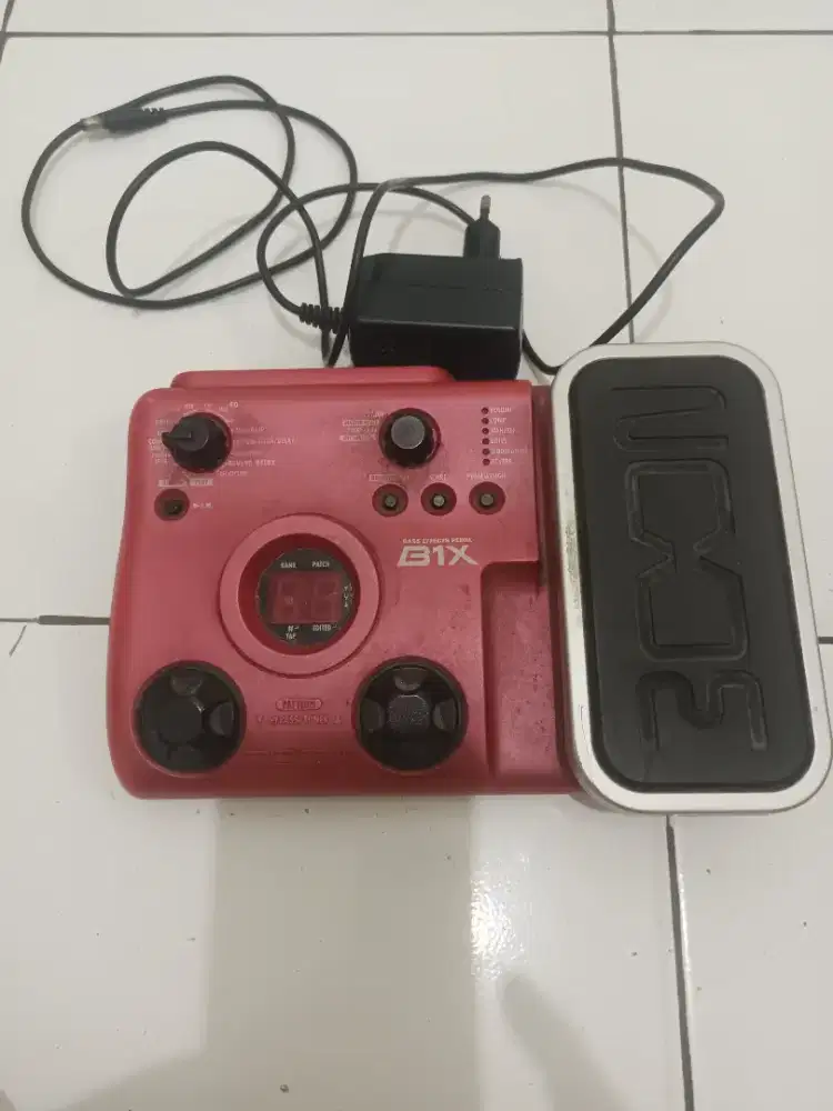 Jual efek Bass ZOOM b1X