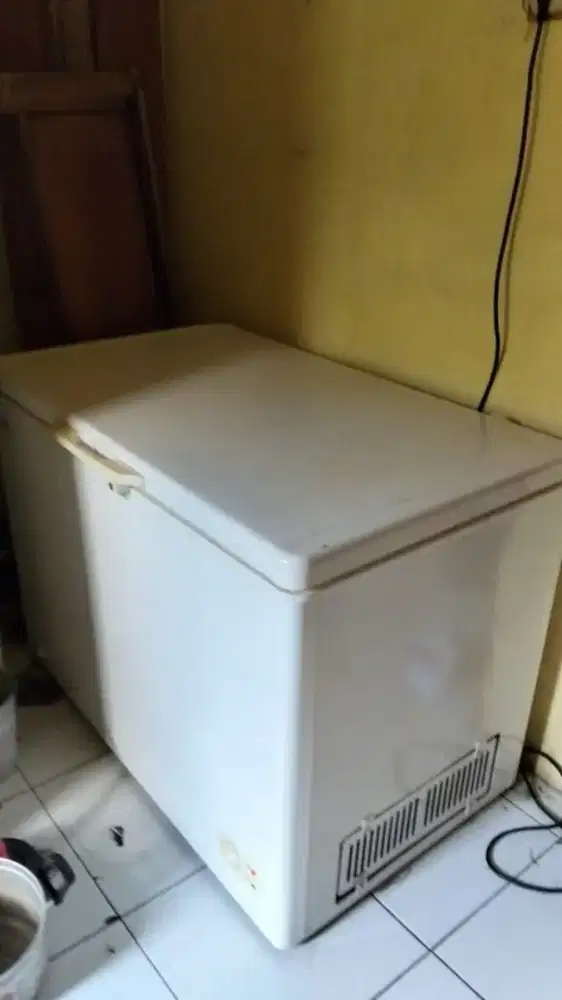 Freezer Bekas Siap Pakai