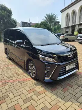 Voxy 2018, pjk 05.26, ISTIMEWA