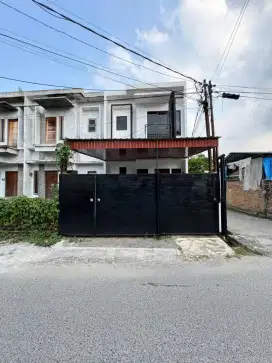 KOMPLEK GAPERTA UJUNG TINGGAL BAWA KOPER