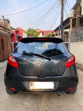 Mazda2 V 1.5 AT 2013