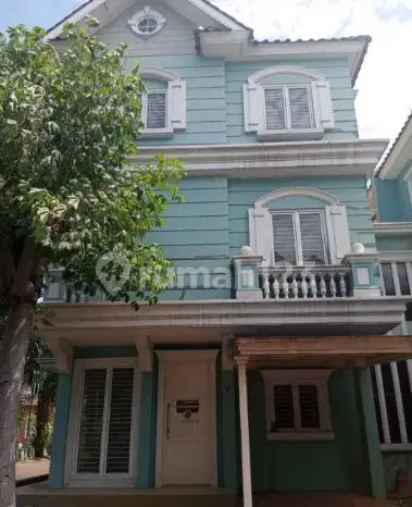 Rumah Kontrakan 3 Lantai Bagus Semi Furnished di Jl. Cadwel , Tangeran