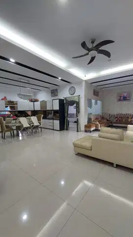 Dijual rumah mewah bangunan mandiri di sutera intan alam sutera
