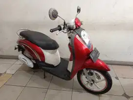 Di jual scoopy karbu 2011 lengkap bagus