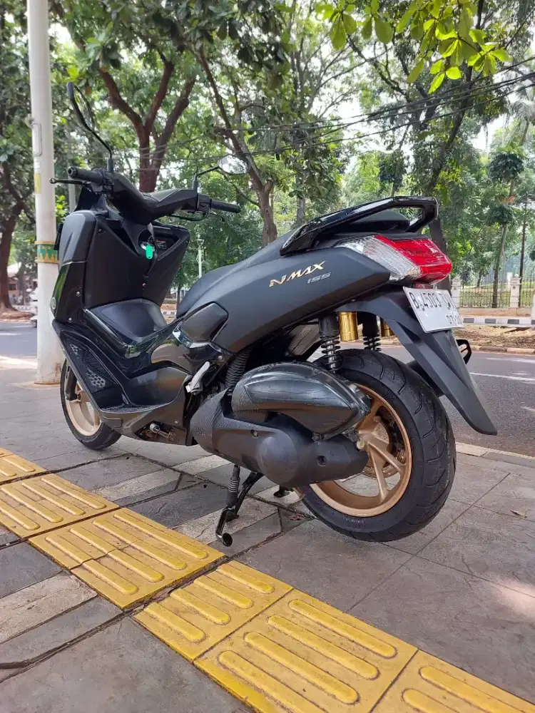 DIJUAL CASH YAMAHA N MAX OLD 155 THN 2018 PAJAK IDUP SIAP PAKAI
