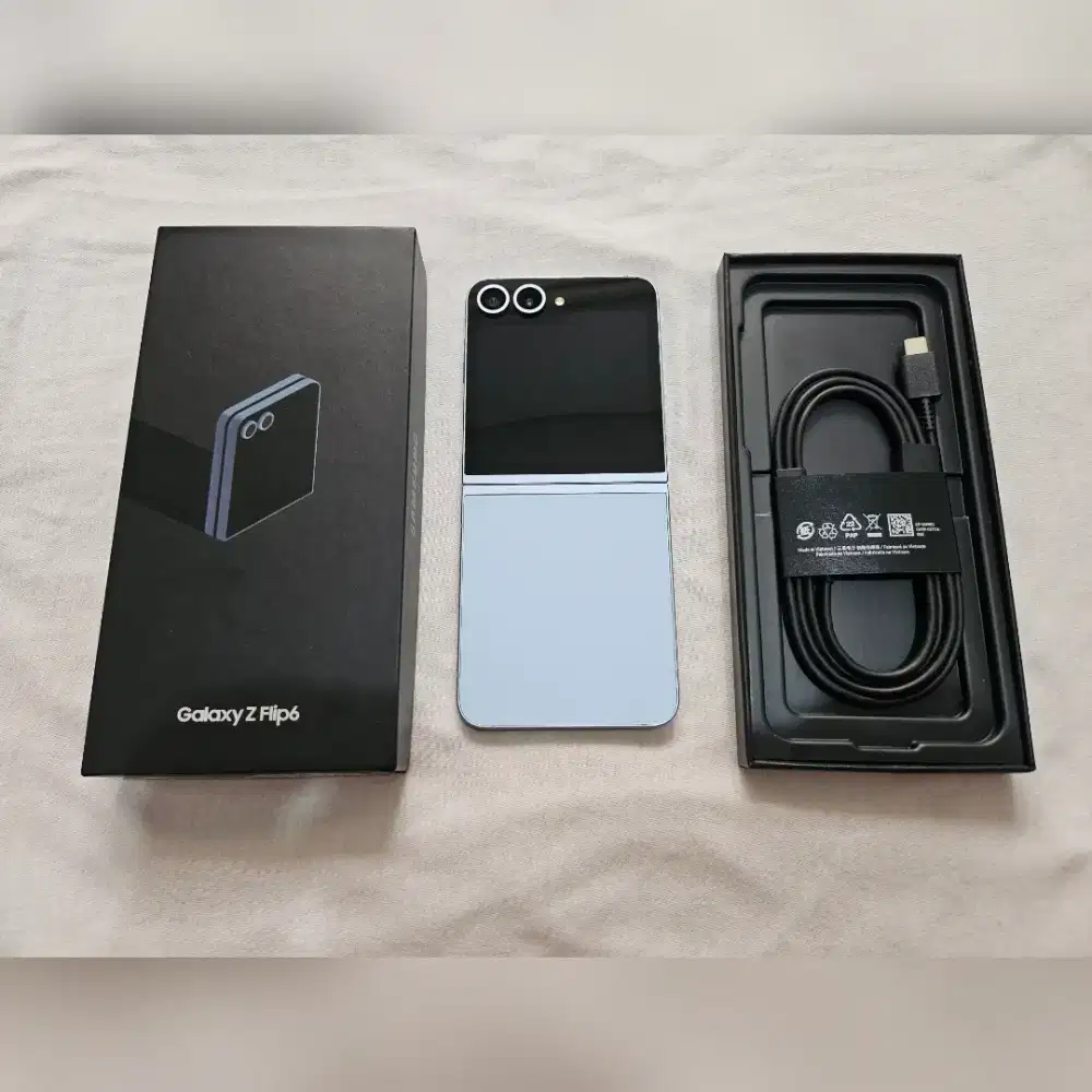 Samsung Z FliP 6 5G SEIN Like NEW