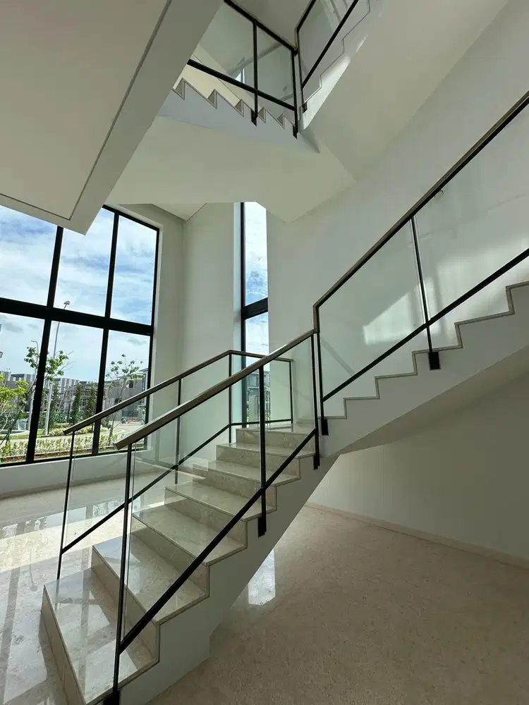 Rumah Hook Dijual di Navapark BSD, View Botanical Park
