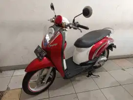 Di jual cepat scoopy karbu 2011 mesin bagus