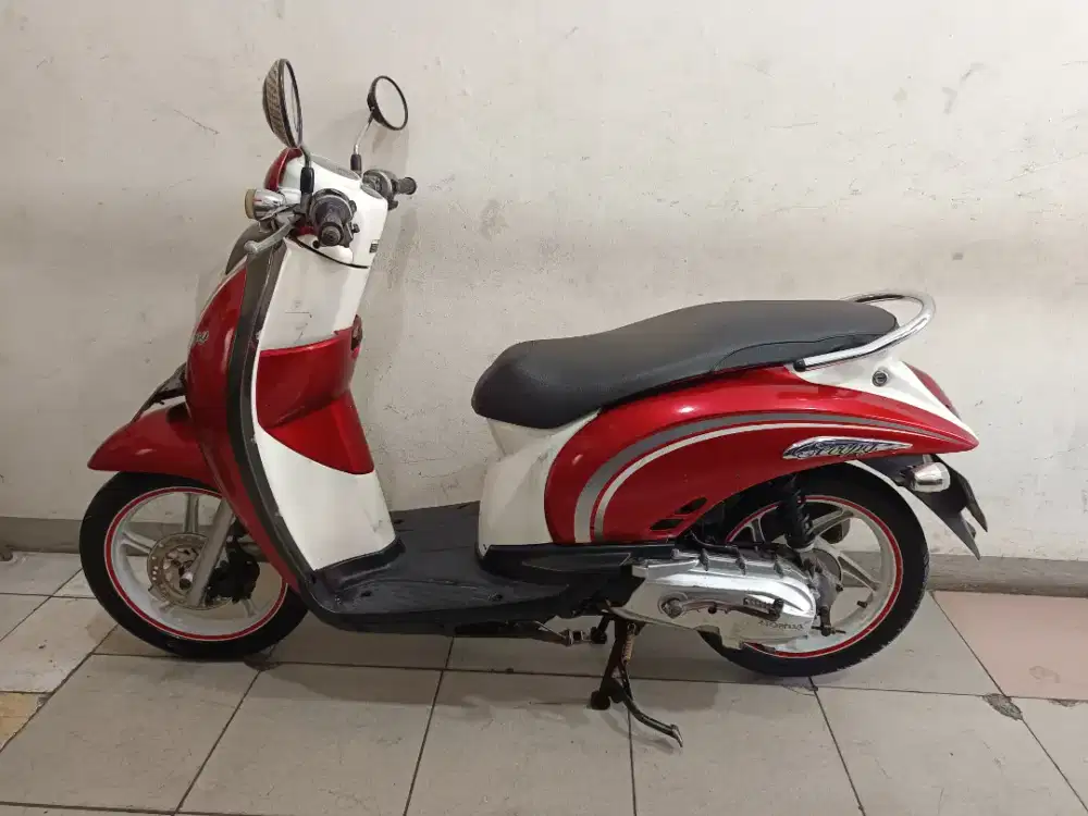 For sale scoopy karbu 2011 siap gas