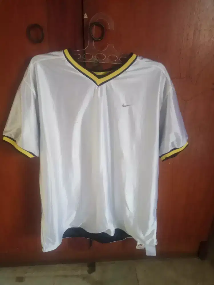 Baju kaos NIKE original