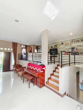 TITIHAN PERMATA BINTARO SEKTOR 9 RUMAH HOMIE CANTIK TRULEK VANIA